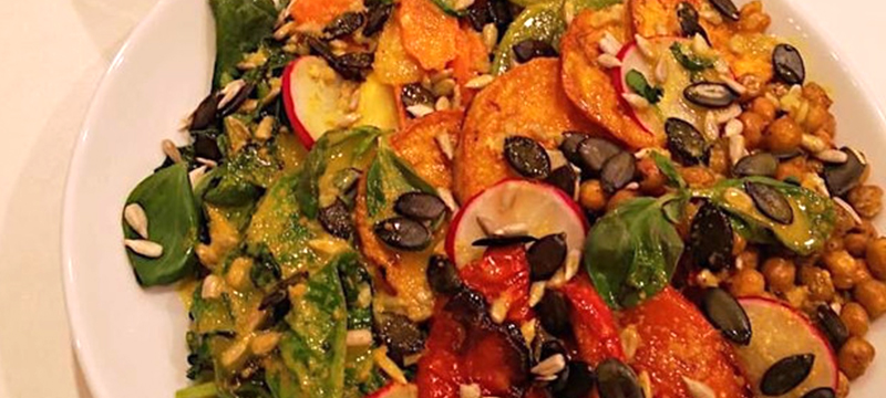 Saisonale Buddha Bowl